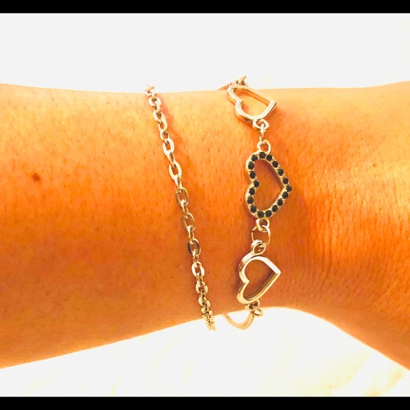 Bracelets - Picture 4 of 8